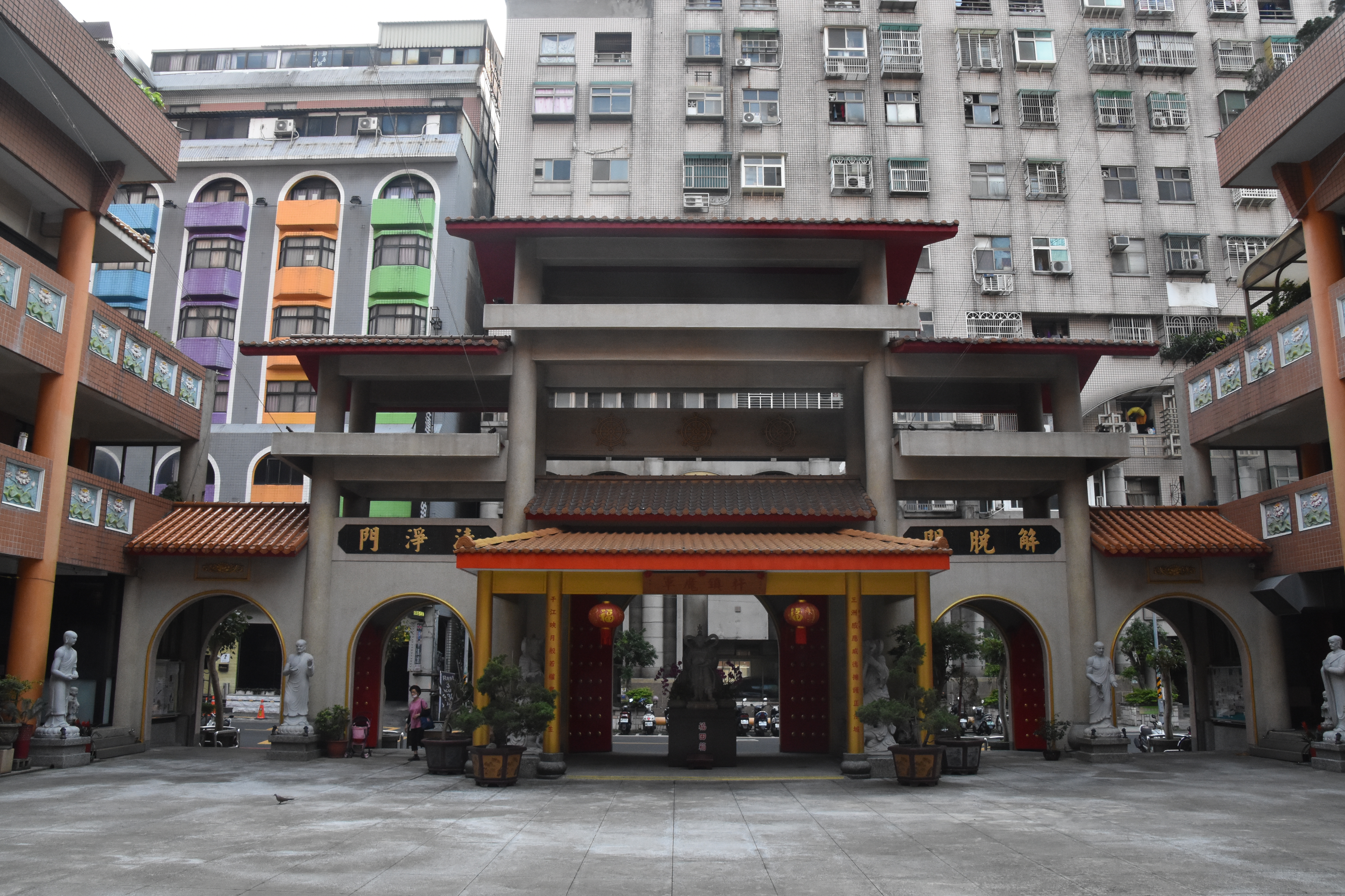 桃園佛教蓮社:寧靜道場禪意環境
